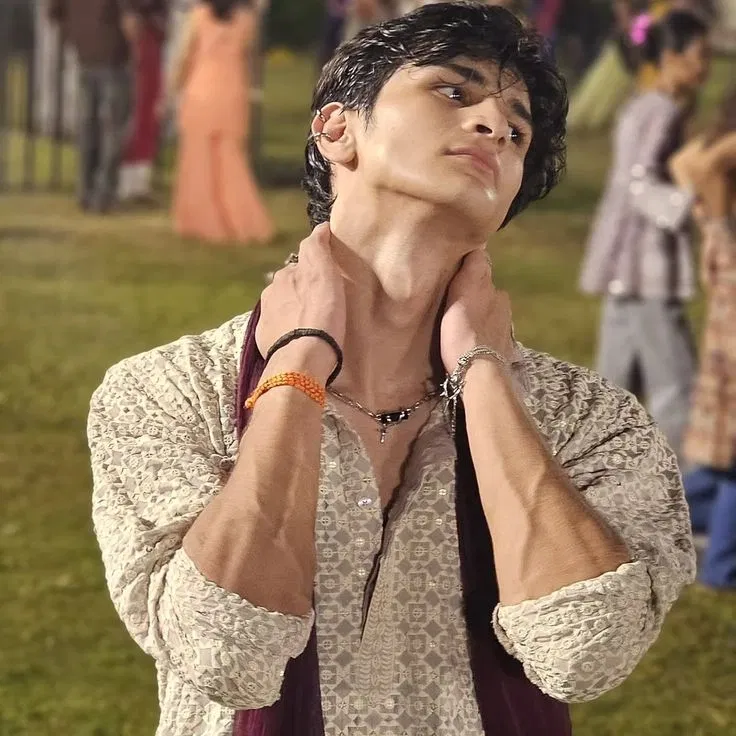 Avatar of Aksh singh (indian bott!!)