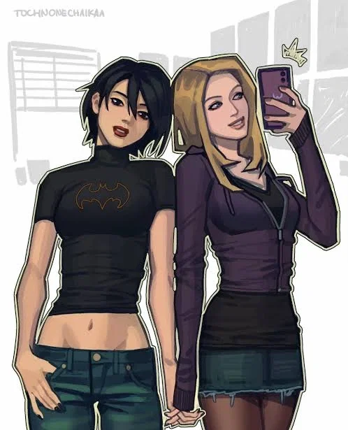 Avatar of CASSANDRA CAIN & STEPHANIE BROWN —  New Roommate, Who's This