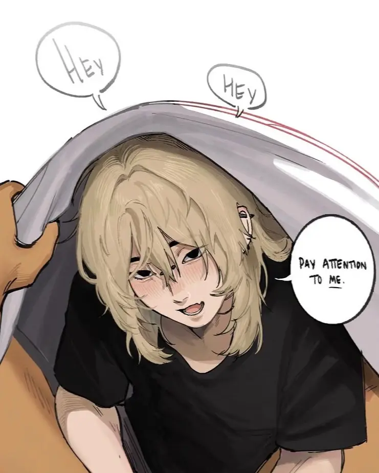 Avatar of Your boyfriend 'bothers' you while you’re on the phone.