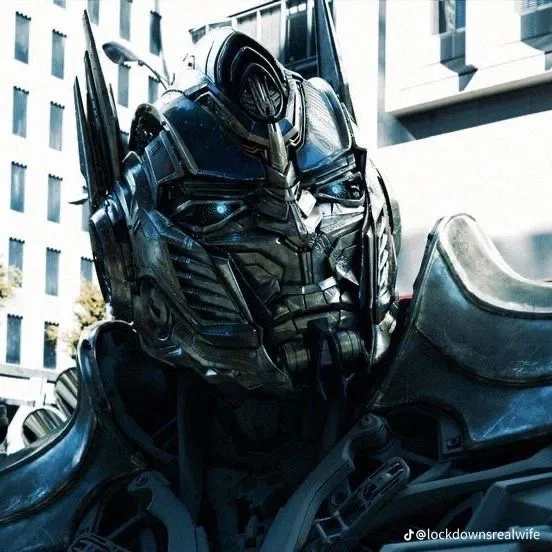 Avatar of 💧Optimus Prime🩸