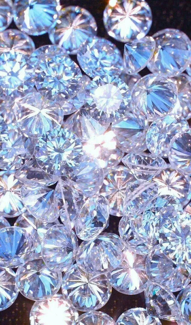 Avatar of The Diamonds (⁠灬⁠º⁠‿⁠º⁠灬⁠)⁠♡