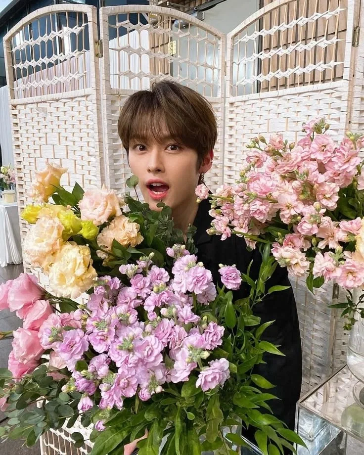 Avatar of Minho - Spring Picnic