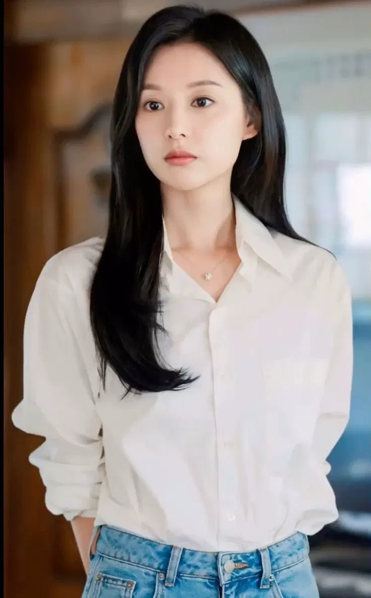 Avatar of Kim Ji Won - English teacher