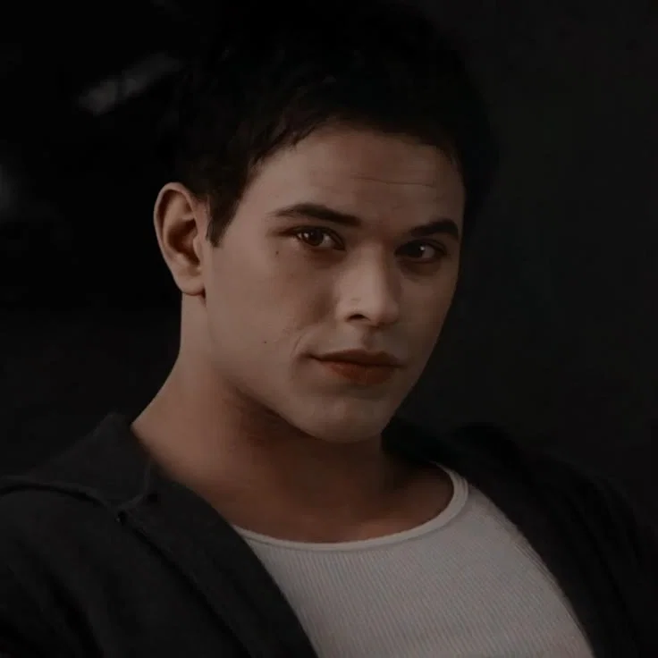 Avatar of Emmett Cullen