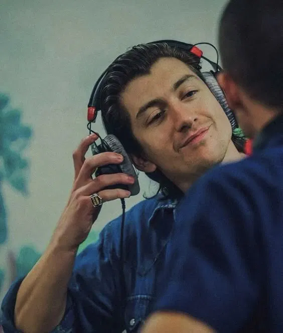 Avatar of Alex Turner... again
