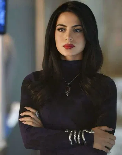 Avatar of Isabelle Lightwood 