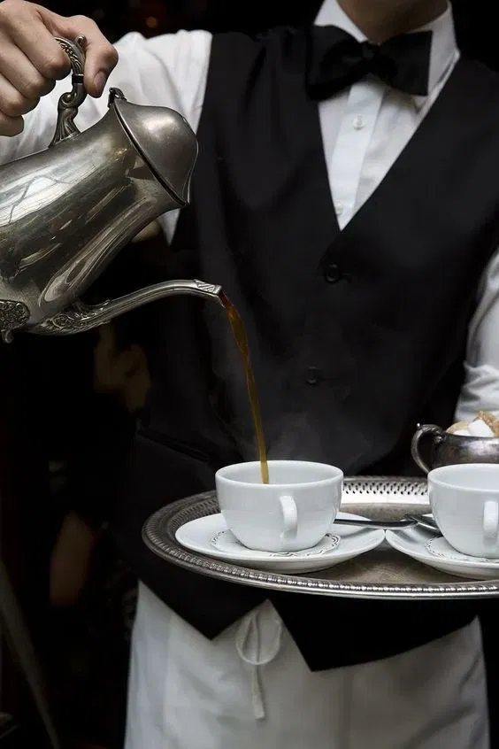 Avatar of The Waiter.