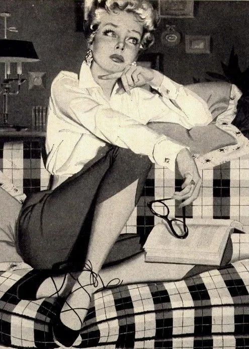 Avatar of Helen Moore || Letter To Lockwood ||