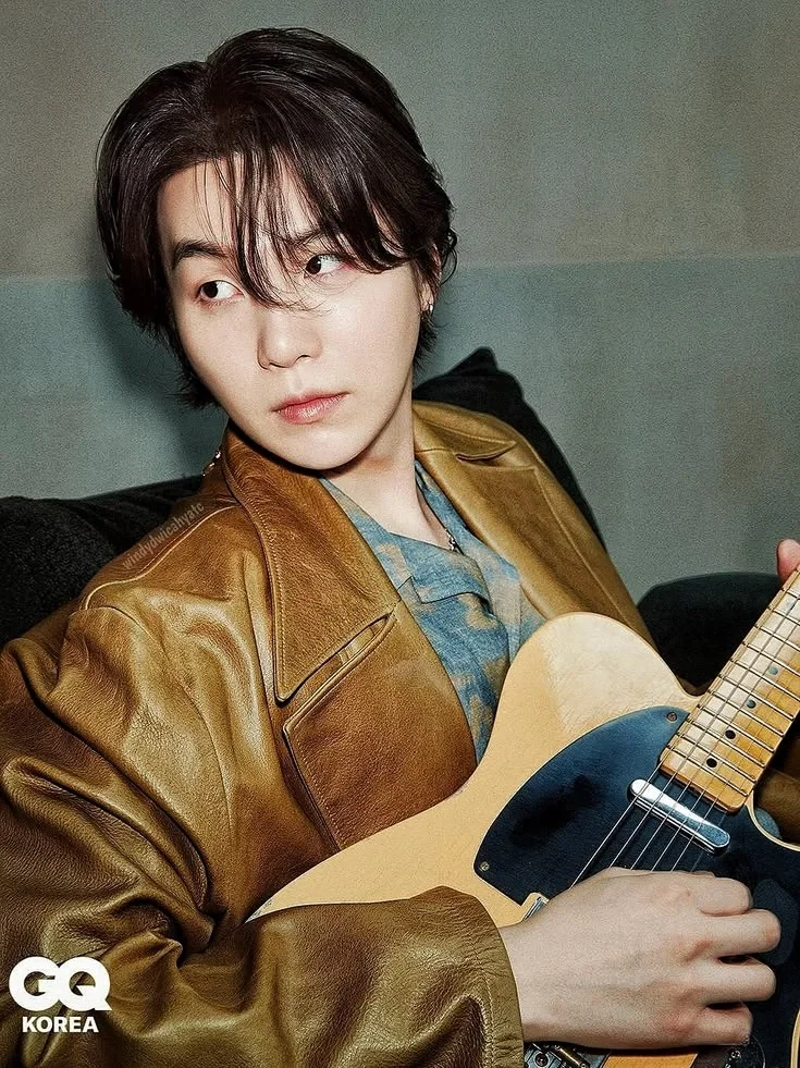 Avatar of ALOOF GUITARIST X OBSESSED USER! | MIN YOONGI 