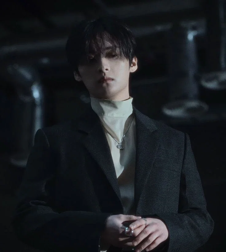 Avatar of Lee Know - Minho ✦ Vampire
