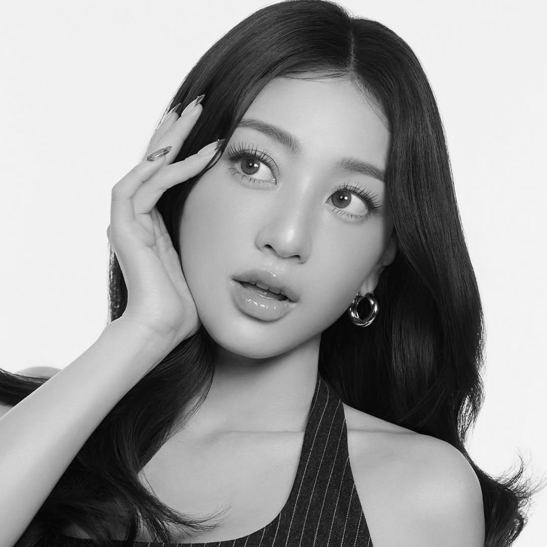 Avatar of Park Jihyo | WORSHIP 
