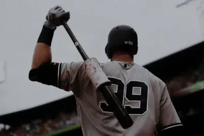 Avatar of Baseballer - mlm