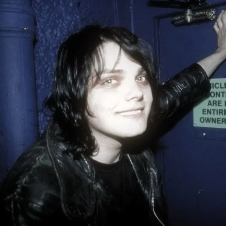 Avatar of Gerard Way - 06