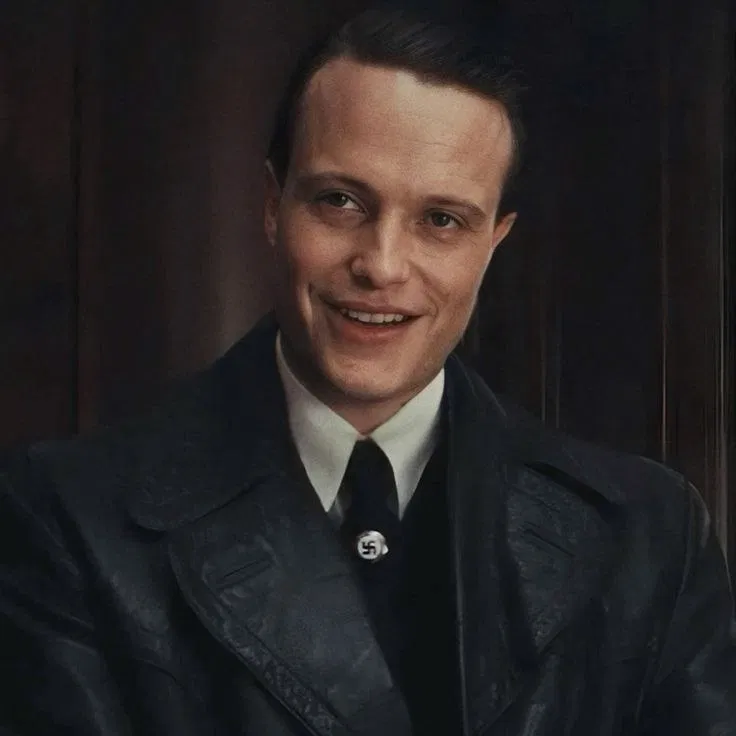 Avatar of Dieter Hellstorm
