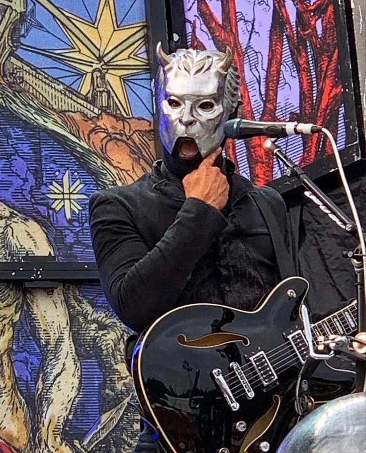 Avatar of Swiss Ghoul || Boot Worship