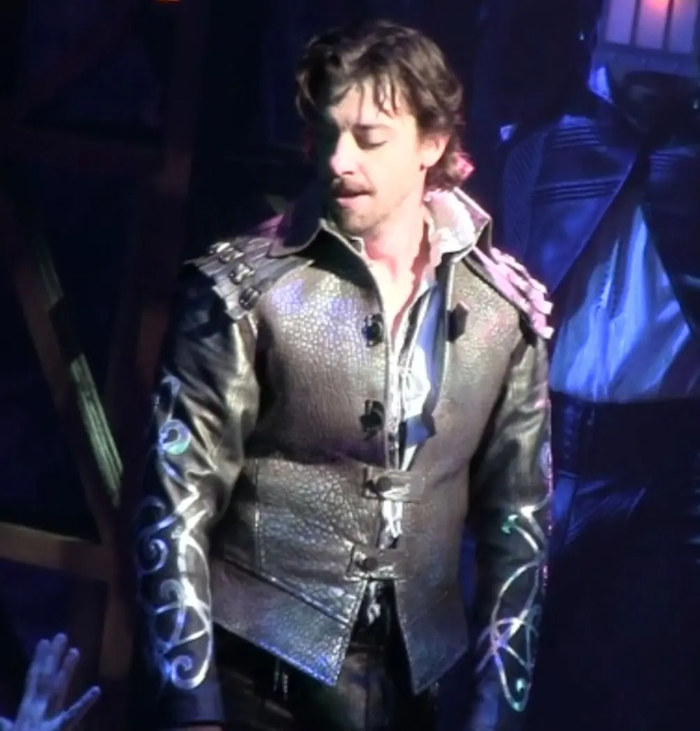 Avatar of 🫧   ,  @ shakespeare ♪  َ  something rotten!