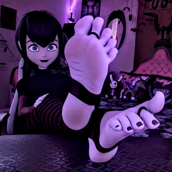 Avatar of 👣🦇Mavis Dracula🦇👣