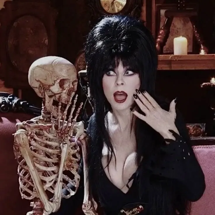 Avatar of Elvira