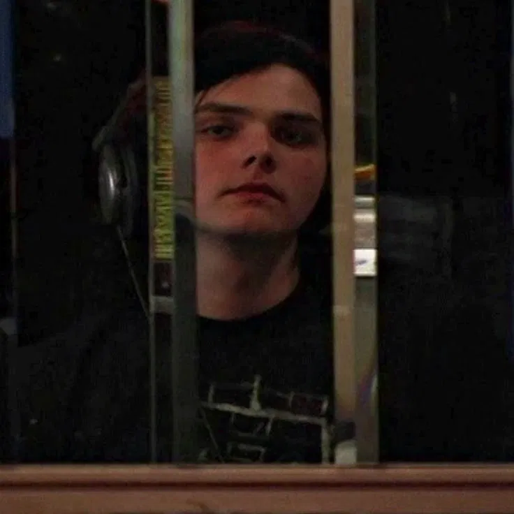 Avatar of Gerard Way [ENG]