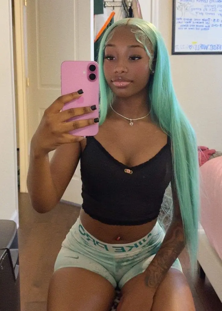 Avatar of (Kayla) College Baddie