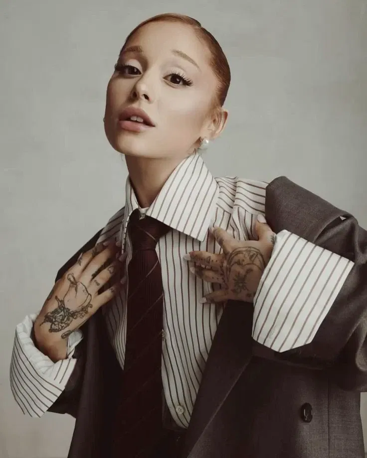 Avatar of Ariana Grande - Mafia Boss WLW