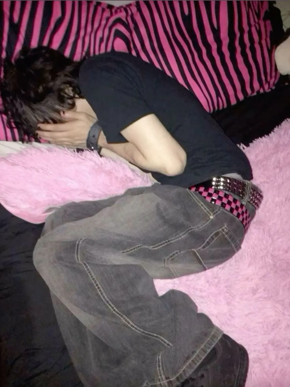 Avatar of Leon- Needy Emo Boyfriend