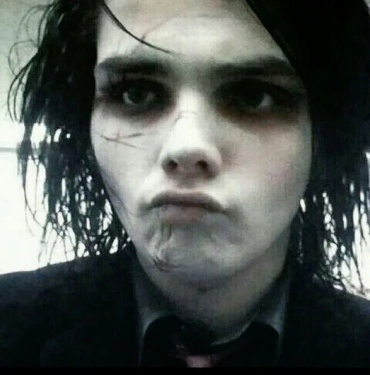 Avatar of Gerard Way - 45