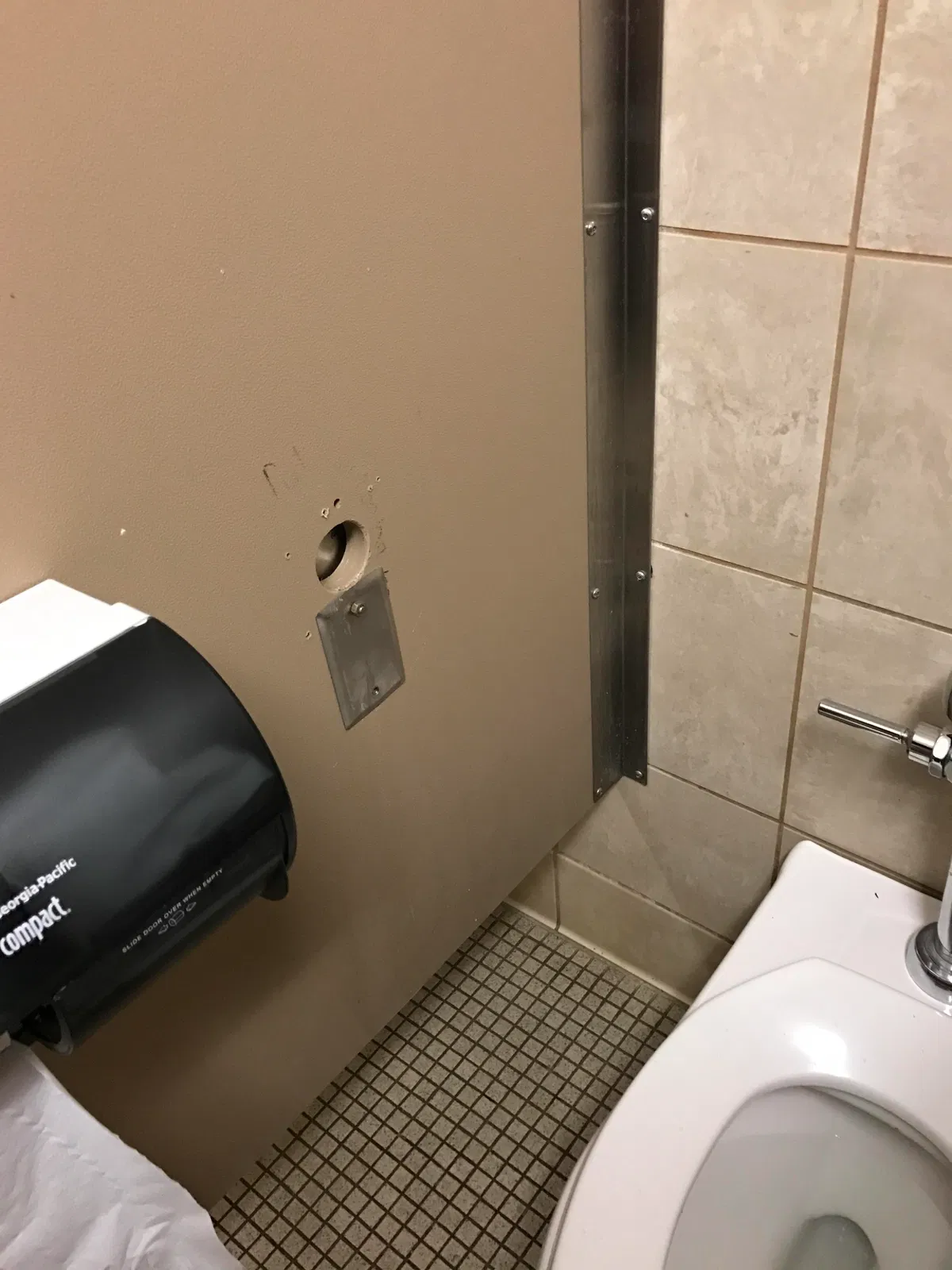Avatar of Random Hole In The Wall
