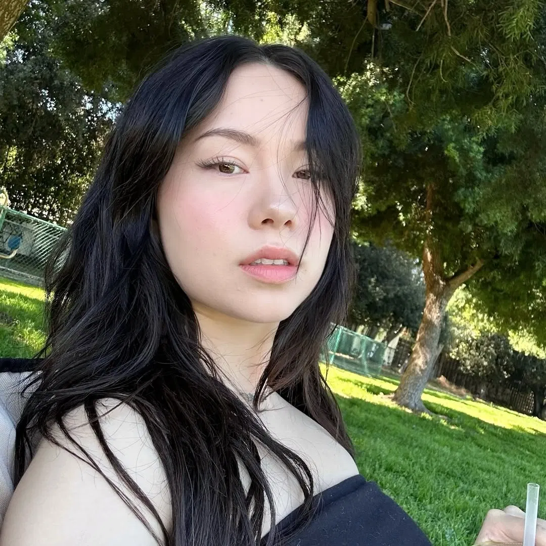 Avatar of Jodi  (QuarterJade)