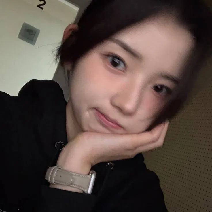 Avatar of Lee Jiwoo | Laughing Shift