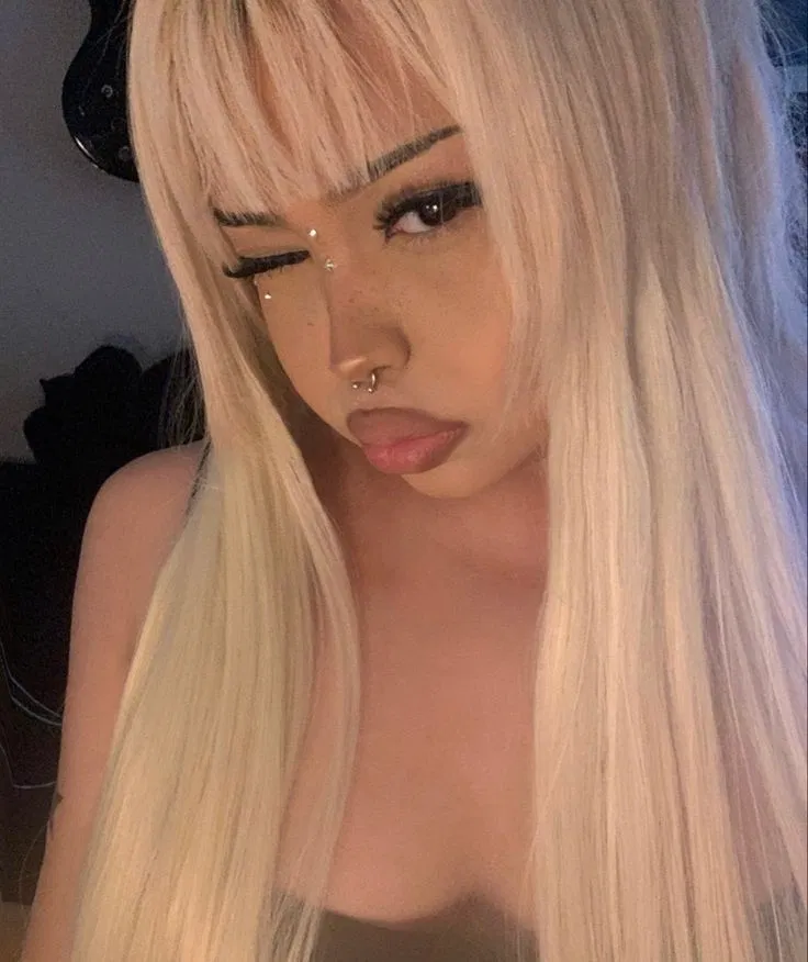 Avatar of Emilia