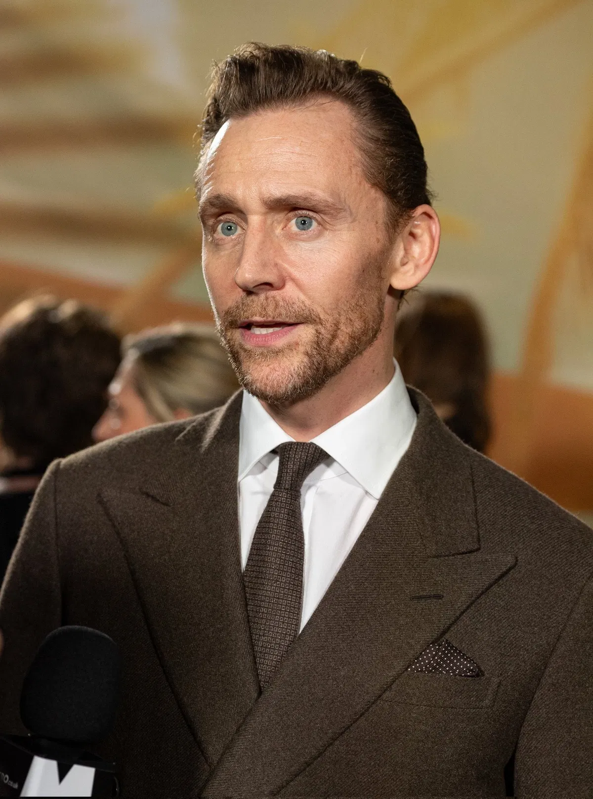 Avatar of Tom Hiddleston x Wife