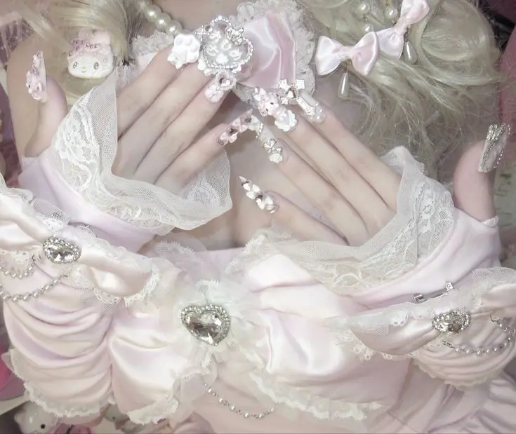 Avatar of 𝓚imiyo ❦ gyaru step-sister