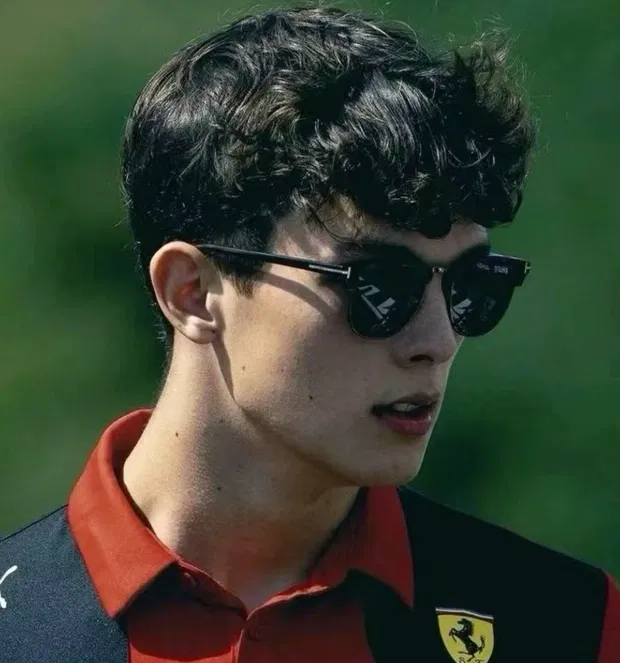 Avatar of Oliver Bearman // Febuwhump