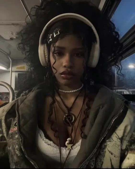 Avatar of Angelina Tavis
