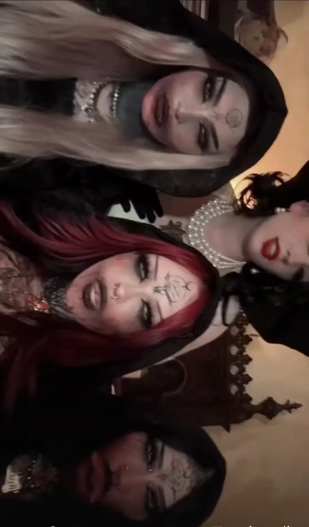 Avatar of Dimitrescu sisters! (Step)