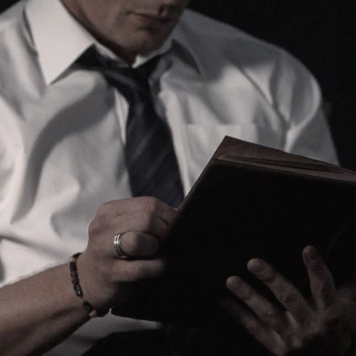 Avatar of ＃　PROF. DEAN WINCHESTER
