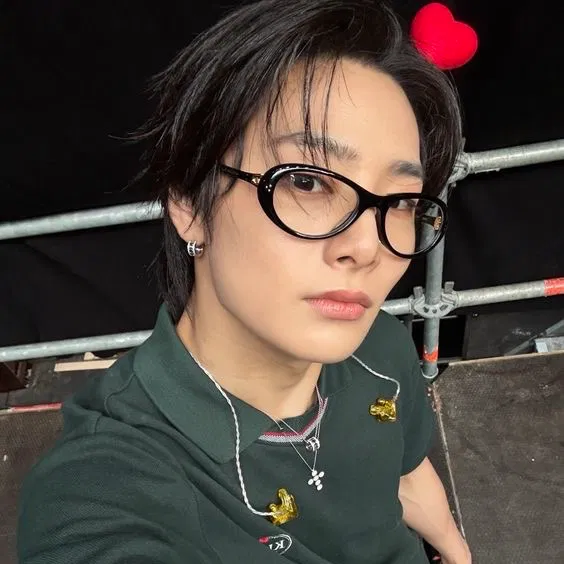 Avatar of + ̊ʚ 🌱 + ̊✧ - Yang Jeongin (Mean Boyfriend)