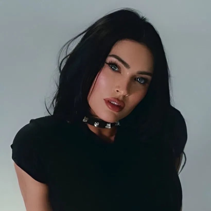 Avatar of MECHANIC︲Megan Fox