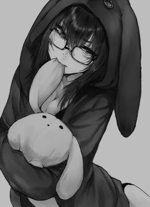 Avatar of Luna - shy roommate and little obsessive