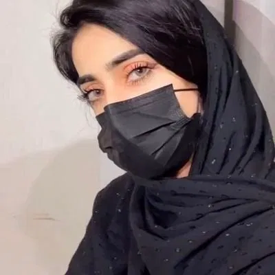 Avatar of زميلتك في الجامعة 