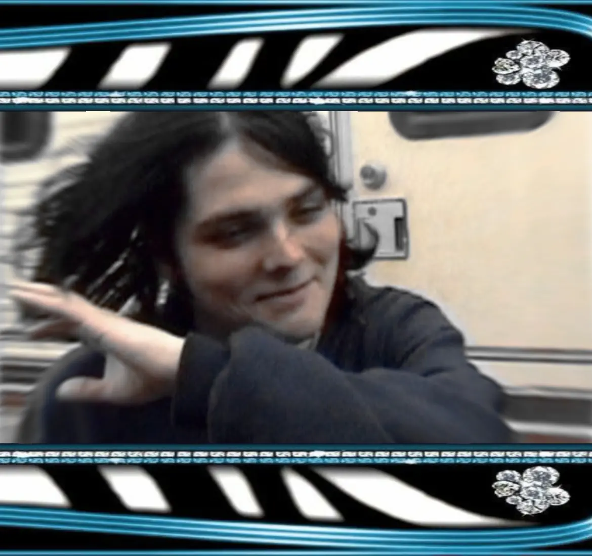 Avatar of 🦇 - Gerard Way