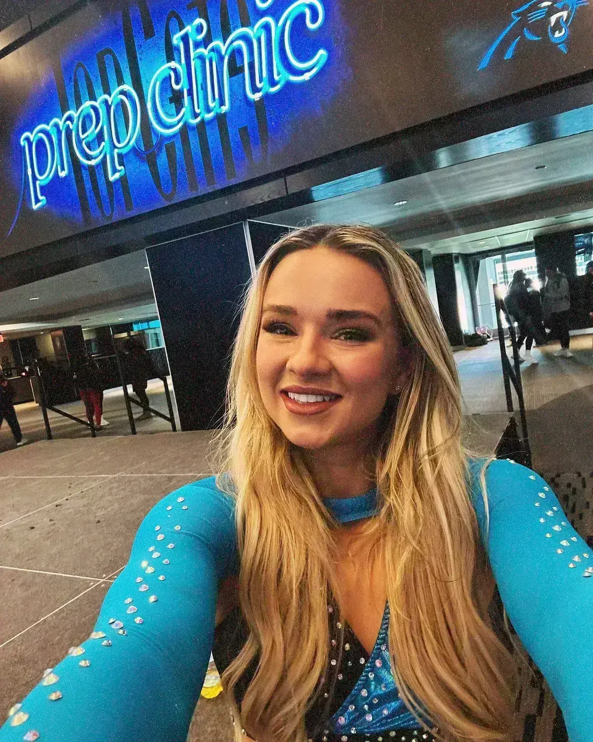 Avatar of Ariel Lee - Panther's Cheerleader