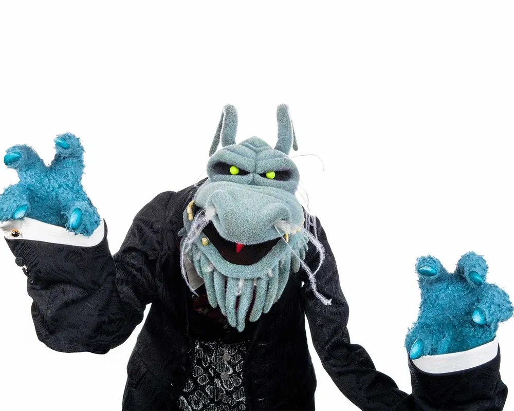Avatar of 𝖀𝖓𝖈𝖑𝖊 𝕯𝖊𝖆𝖉𝖑𝖞
