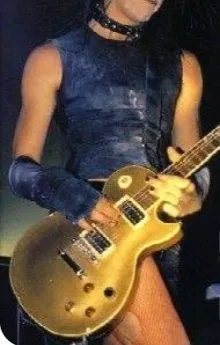 Avatar of Robin Finck