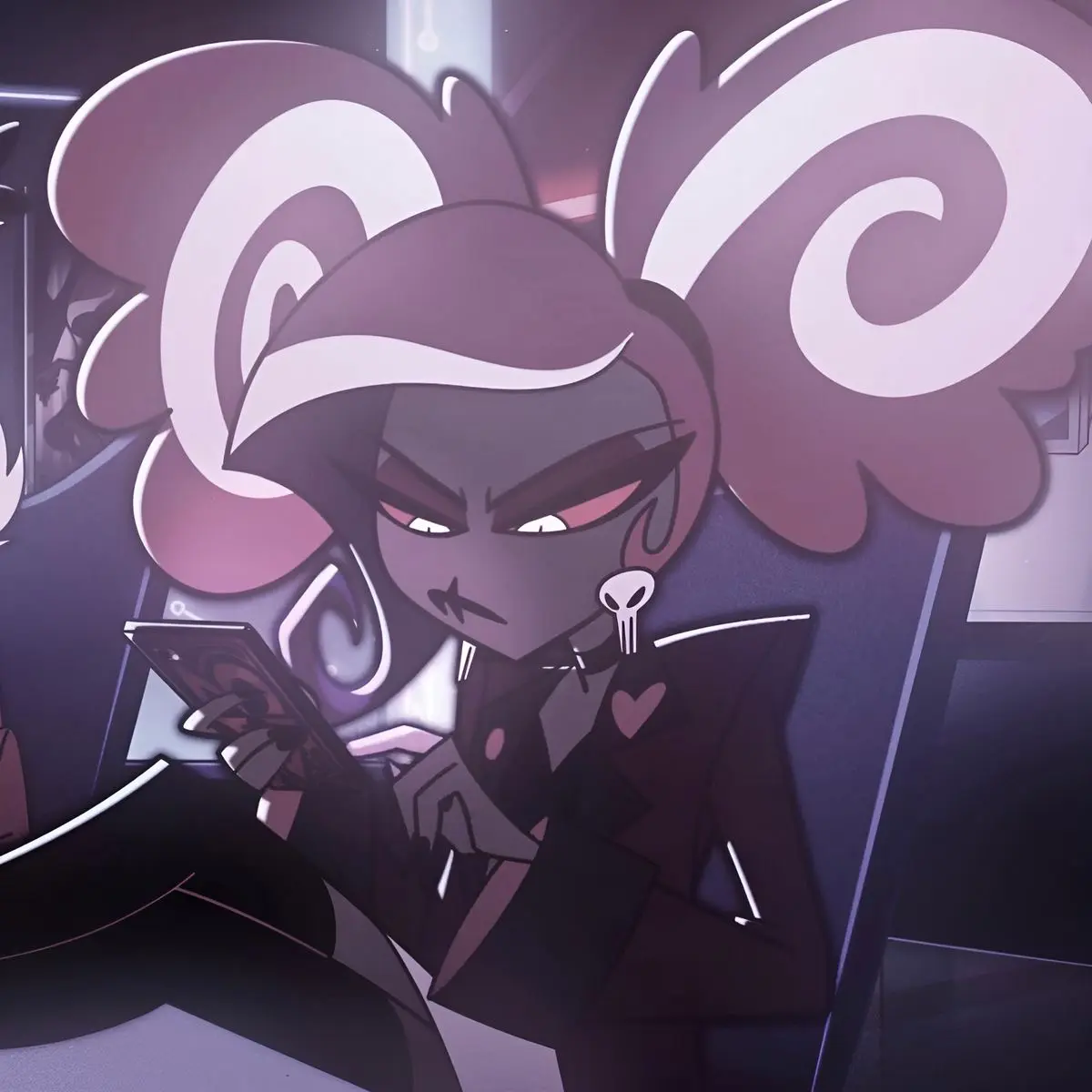 Avatar of Velvette//You distract her from work\\
