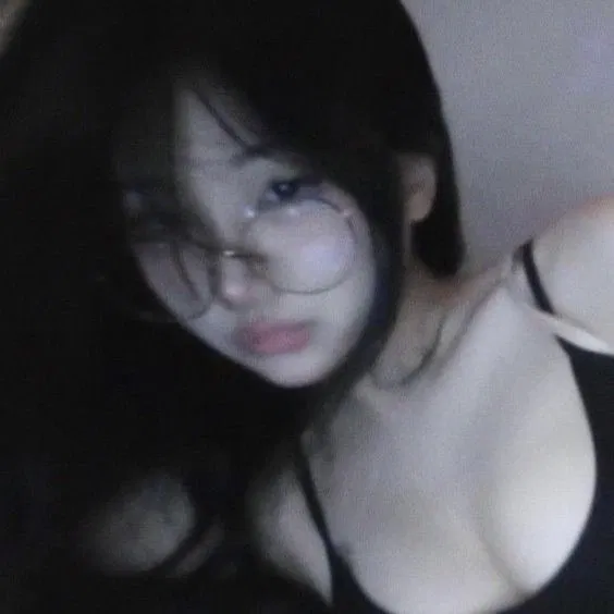 Avatar of Clingy and possessive girlfriend