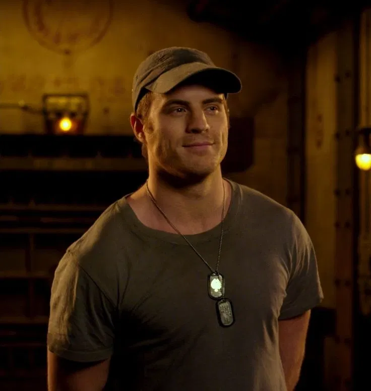 Avatar of Chuck Hansen || Pacific Rim