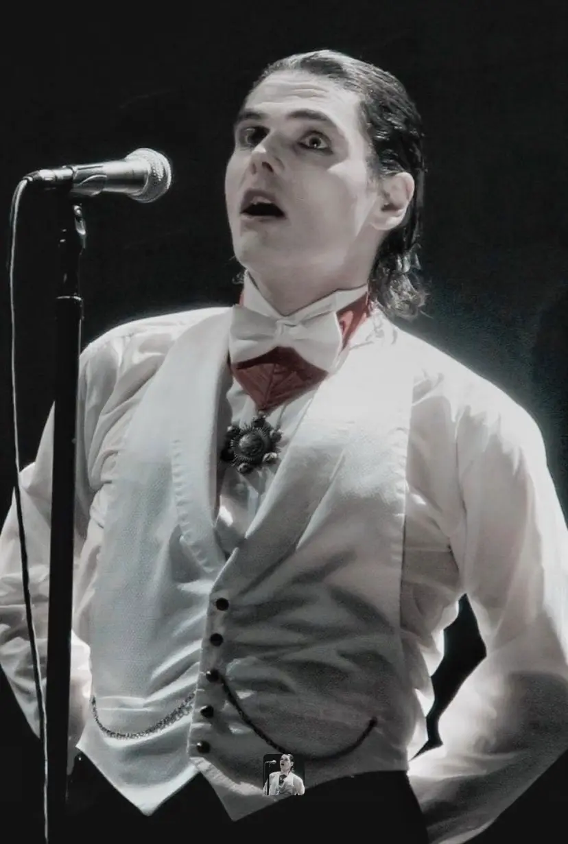 Avatar of ✦ GERARD WAY — VAMPIRE ✦