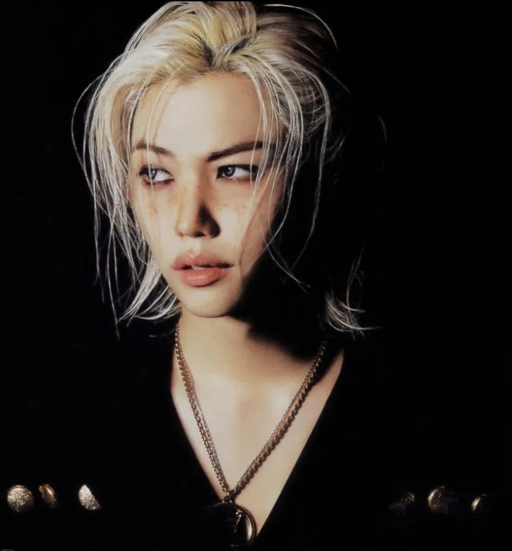 Avatar of Lee Felix alpha (you're an omega slave)